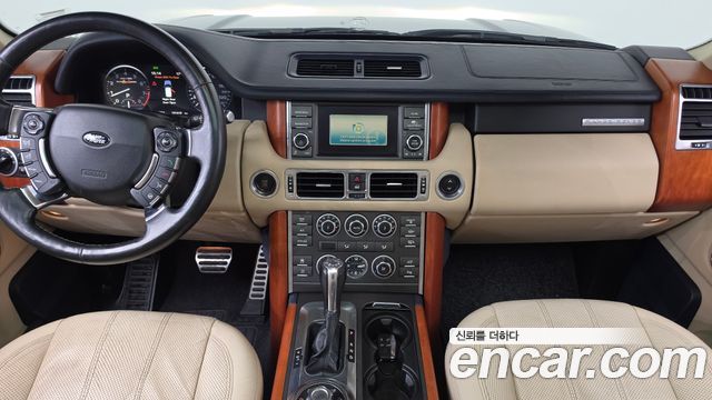 Land Rover Range Rover 2010 — photo 7