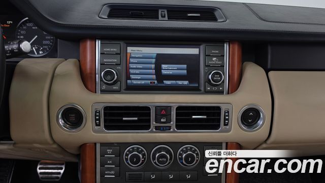 Land Rover Range Rover 2010 — photo 13