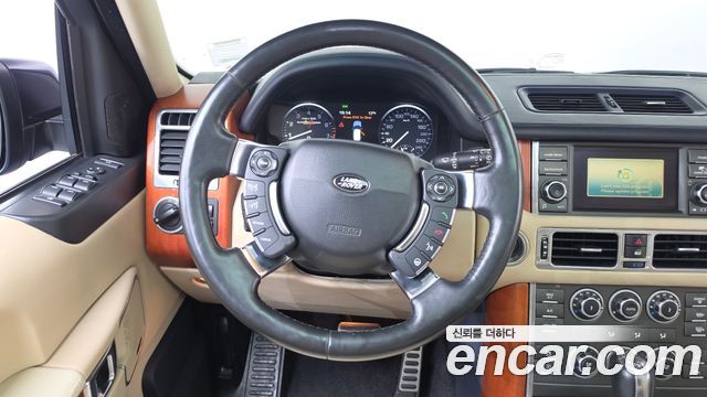 Land Rover Range Rover 2010 — photo 14