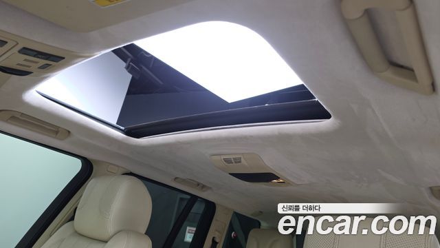 Land Rover Range Rover 2010 — photo 18