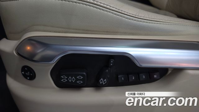 Land Rover Range Rover 2010 — photo 20