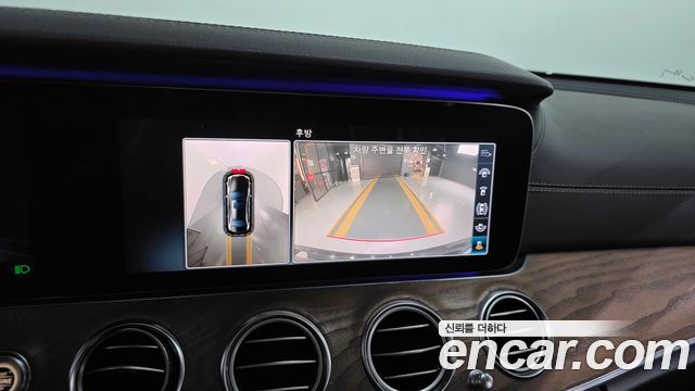 Mercedes-Benz E-Class 2018 — photo 21