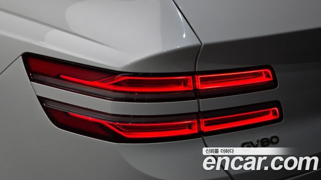 Genesis GV80 2021 — photo 9