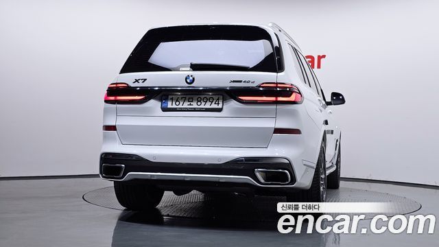 BMW X7 2023 — photo 4