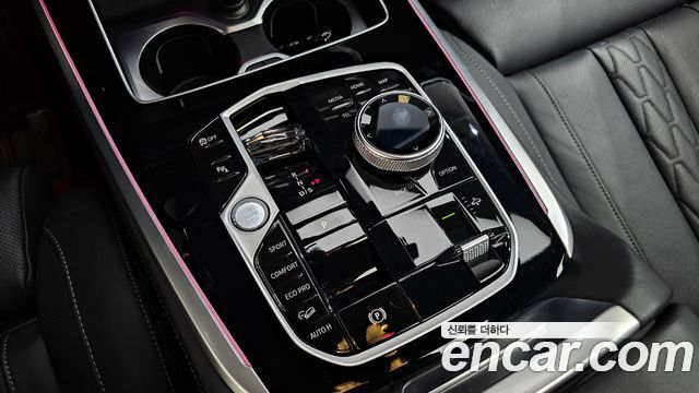 BMW X7 2023 — photo 12