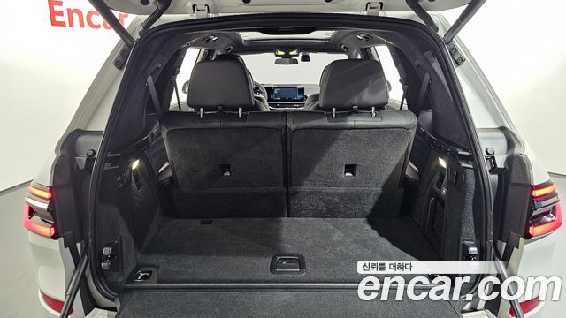BMW X7 2023 — photo 25