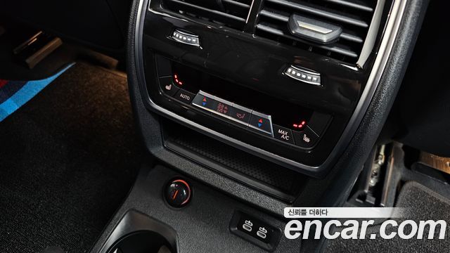 BMW X7 2023 — photo 37