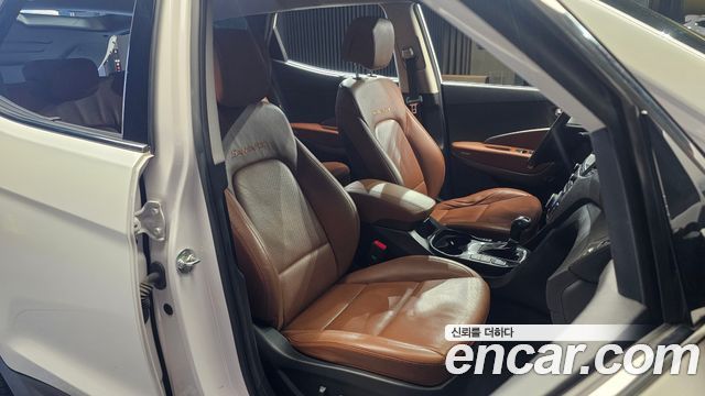 Hyundai Santafe 2016 — photo 12