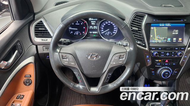 Hyundai Santafe 2016 — photo 13