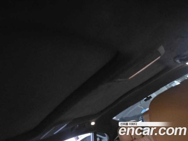 BMW 7-Series 2021 — photo 13