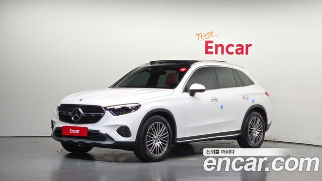 Mercedes-Benz GLC-Class 2023 — photo 1
