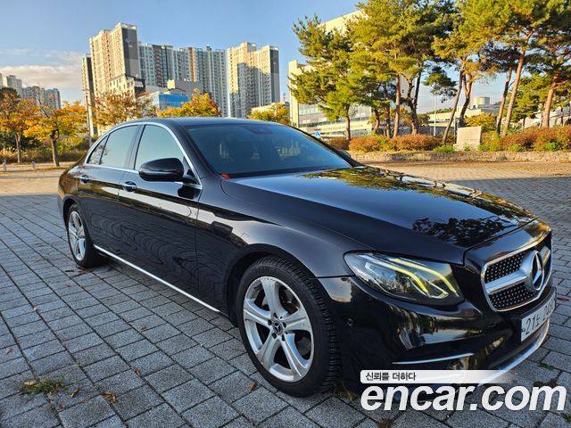 Mercedes-Benz E-Class 2017 — photo 3
