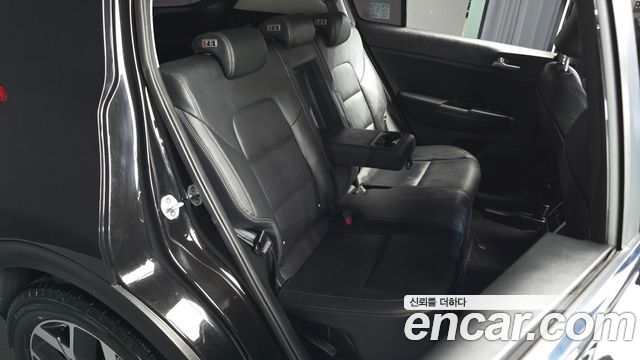 Kia Sportage 2019 — photo 18