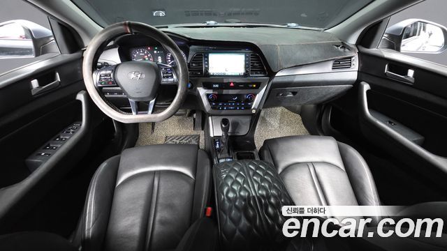 Hyundai Sonata 2017 — photo 10