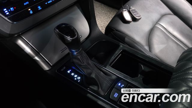Hyundai Sonata 2017 — photo 12
