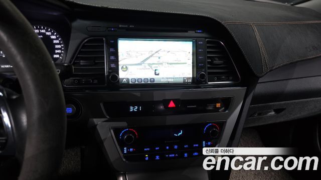 Hyundai Sonata 2017 — photo 20