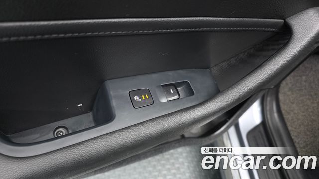 Hyundai Sonata 2017 — photo 25