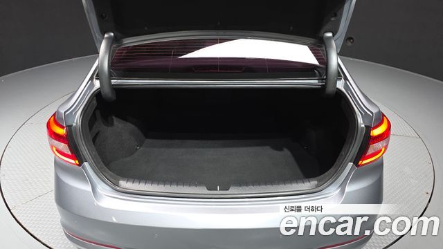 Hyundai Sonata 2017 — photo 26