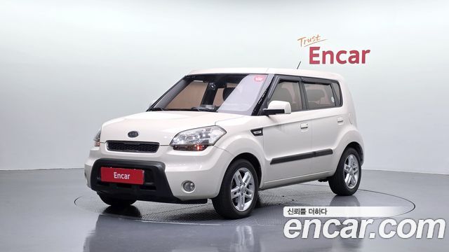 Kia Soul 2010 — photo 1