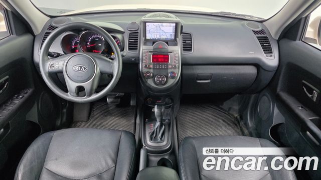 Kia Soul 2010 — photo 7