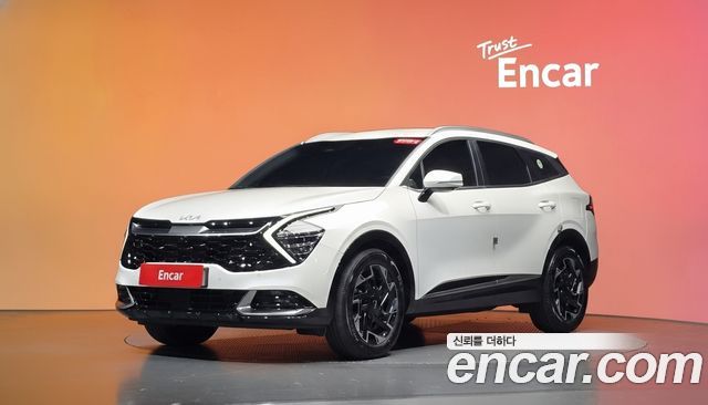 Kia Sportage 2023 — photo 1