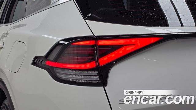 Kia Sportage 2023 — photo 9
