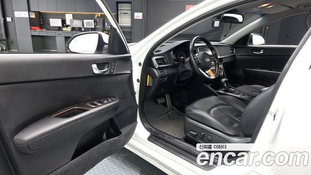 Kia K5 2019 — photo 13