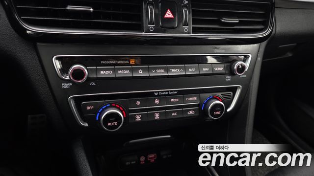 Kia K5 2019 — photo 23