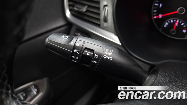 Kia K5 2019 — photo 25