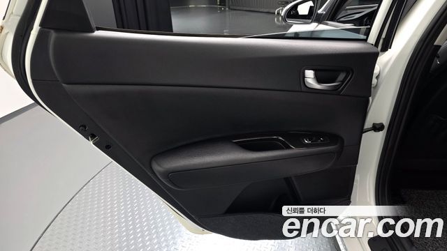 Kia K5 2019 — photo 15