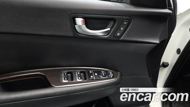 Kia K5 2019 — photo 29