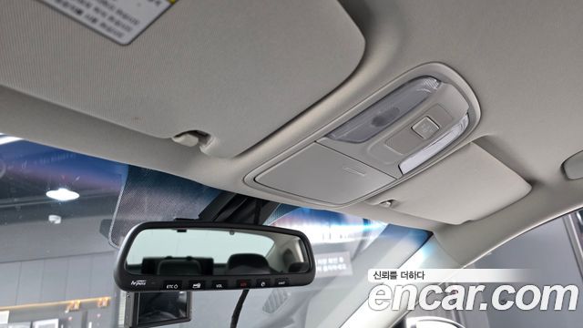 Kia K5 2019 — photo 30