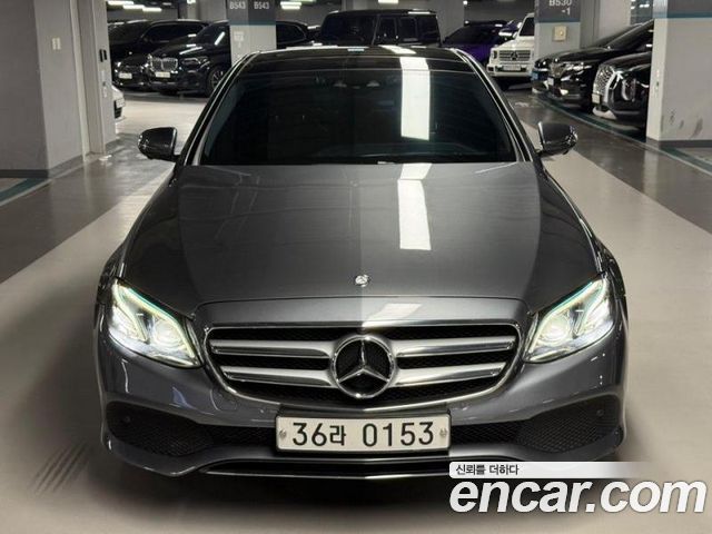 Mercedes-Benz E-Class 2017 — photo 1