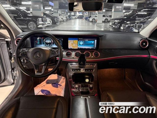 Mercedes-Benz E-Class 2017 — photo 7