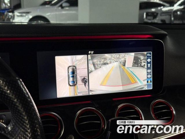 Mercedes-Benz E-Class 2017 — photo 17