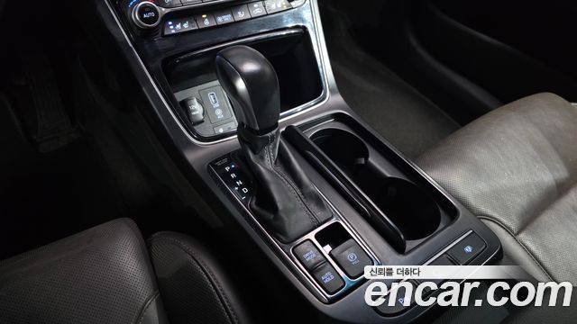 Hyundai Grandeur 2018 — photo 12