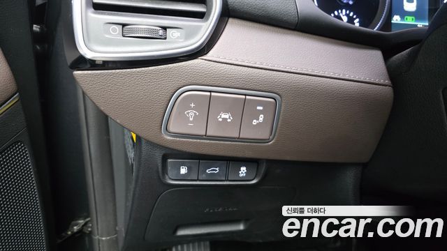 Hyundai Grandeur 2018 — photo 22