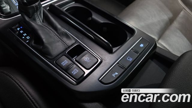 Hyundai Grandeur 2018 — photo 29