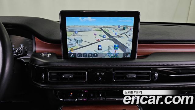Lincoln Aviator 2020 — photo 20