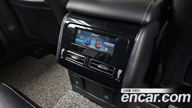 Lincoln Aviator 2020 — photo 25