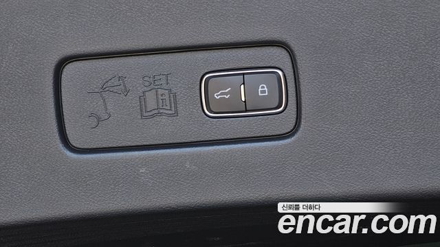 Lincoln Aviator 2020 — photo 31