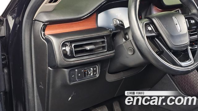 Lincoln Aviator 2020 — photo 35