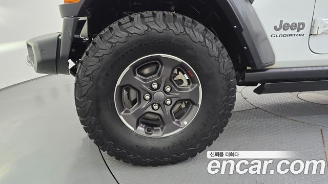 Jeep Gladiator 2021 — photo 5