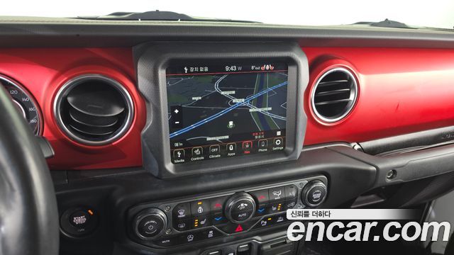 Jeep Gladiator 2021 — photo 18