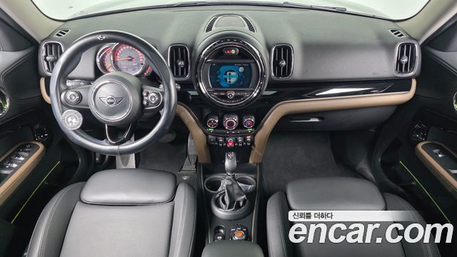 Mini Countryman 2019 — photo 10