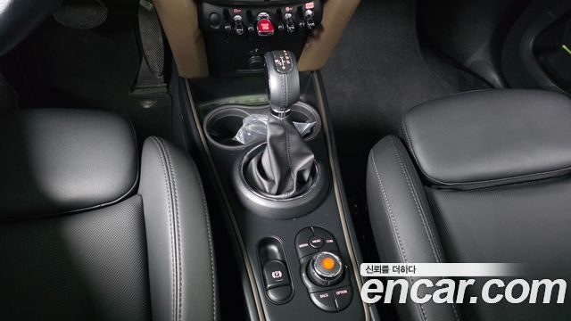 Mini Countryman 2019 — photo 12