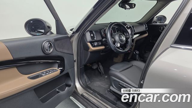 Mini Countryman 2019 — photo 13
