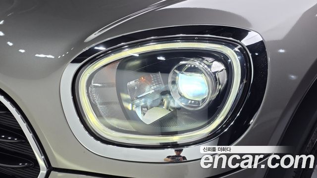 Mini Countryman 2019 — photo 8