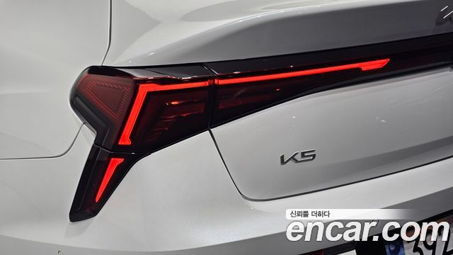 Kia K5 2024 — photo 9