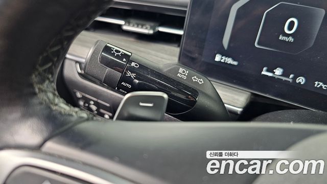 Kia K5 2024 — photo 30